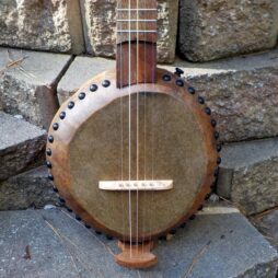 Banjo #541 Naked Maple fretted 5 string Goudie - Image 9