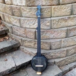 Banjo #543 The Blackout 5 string fretless Gourdie